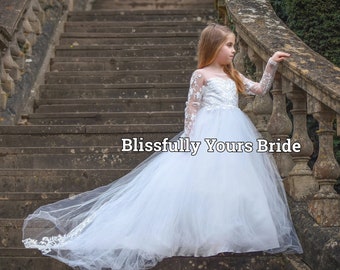 Robe princesse de fille à fleurs avec traine - Blanc (quelques tailles en stock) - Robe de demoiselle d'honneur - Robes de mariée, demoiselle d'honneur, communion