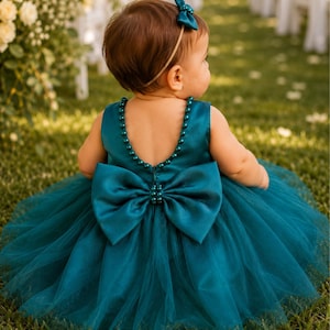Grön prinsessklänning för baby, smaragdgrön brudtärneklänning för brudeflicka, brudklänning för småbarn, festklänning i satin/tyll, klänning för baby till speciella tillfällen