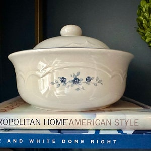 2-Quart Pfaltzgraff Poetry Casserole Dish