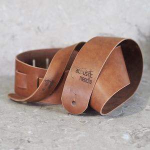 Nutty Brown Leather Guitar Strap