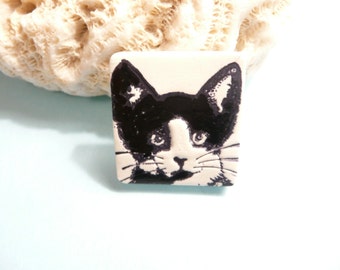 Tuxedo Cat Pin Brooch, Black and White Cat Lapel Pin, Cute Cat Jewelry, Artsy Clay Handmade