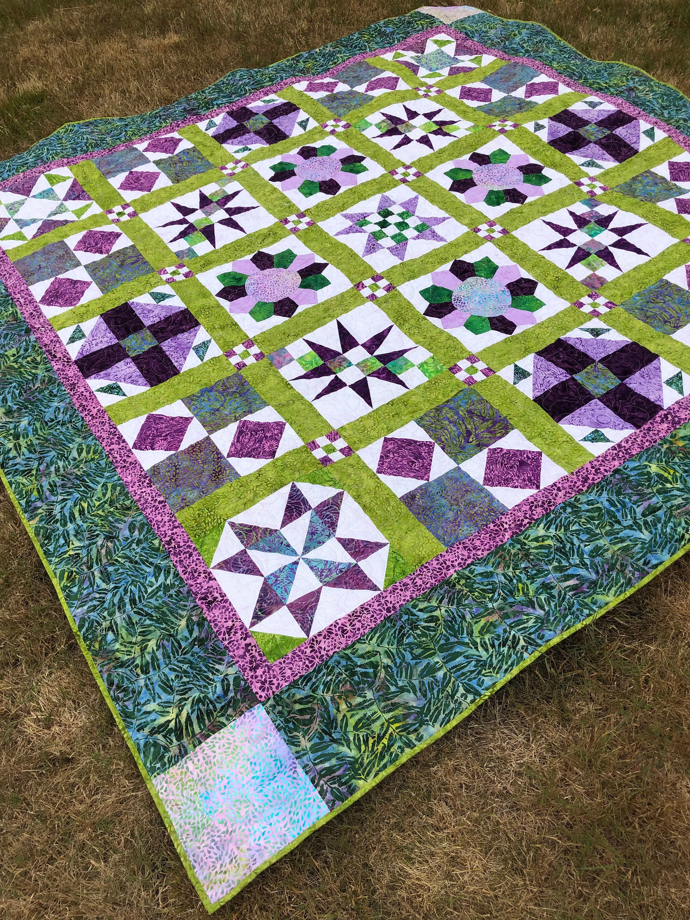 Stomp Quilt Pattern Stepping Stones Sampler Quilt Pattern for Beginners, Queen Size (PDF ...
