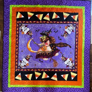 Halloween Table Runner or Panel Quilt Pattern, Candy Corn Twirl image 3