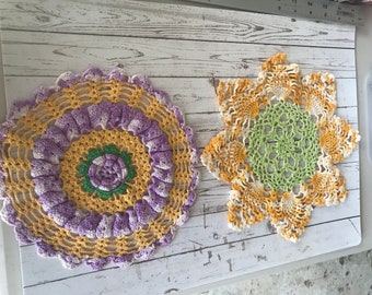 Vintage Handcrafted Crocheted Doilies in Ombre Colors, 2 Vintage Doily Vintage Handmade Crochet, Antique Crochet Yellow Gold Purple Green