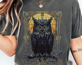 Vintage Owl Dark Tarot Card T-Shirt: Witchy Gothic Cottagecore Tee, Forest witch Clothing