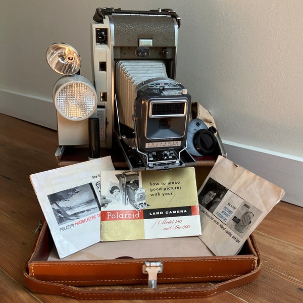 Vtg Polaroid Land Camera Model 800 with Case, Lens Filter, Wink-Light Flash, Photoelectric Shutter, Print Coater, Manuals - UNTESTED