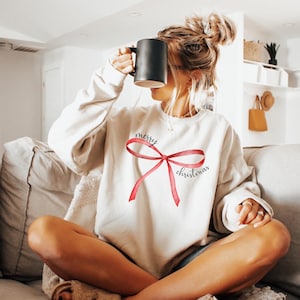 Frohe Weihnachten Rundhals-Sweatshirt | Gemütliches Weihnachtsgeschenk, Festtagskleidung, Wintergarderobe Essential, Weihnachtspullover, Unisex-Sweatshirt