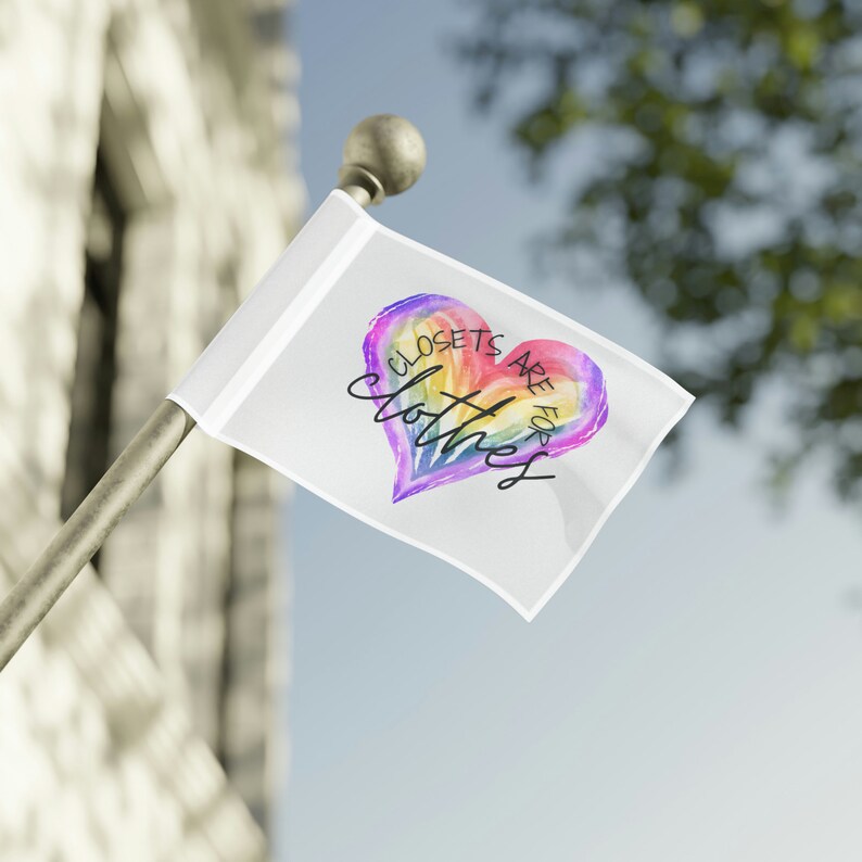 Drapeau coeur arc-en-ciel de la fierté, les placards sont réservés aux vêtements, drapeau de la fierté, drapeau LGBTQ image 4