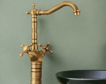 Grifos de lavabo de baño de latón antiguo, grifo giratorio de doble manija, lavabo frío y caliente, grifo mezclador de baño, tocador de baño