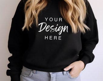 Puede incluir: Una sudadera negra con el texto "YOUR Design HERE" en letras blancas.