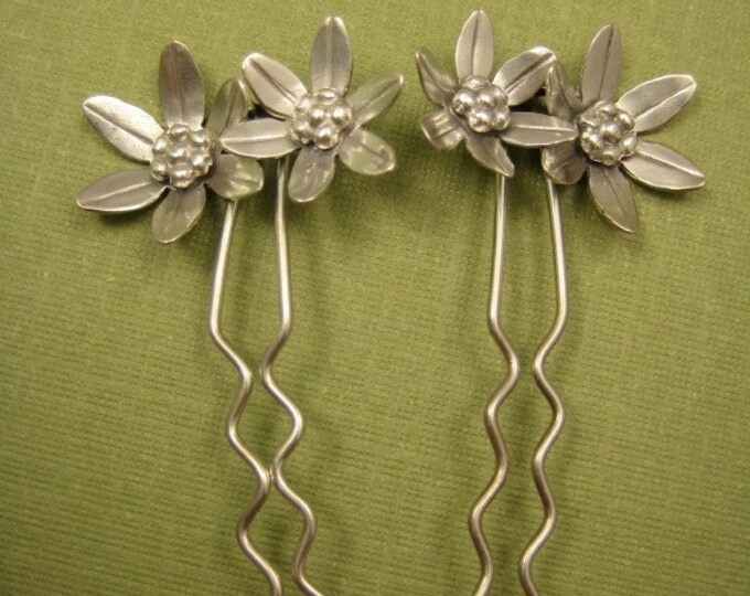 SWEETEST Delicate Daisies Hair Pins Wedding Hair Jewelry Etsy