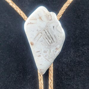 Gitter Achat Bolokrawatte Kundenspezifische Steinbolokrawatte Westliche Bolokrawatte Hochzeitsbolokrawatte Moderne Bolokrawatte Einzigartige Bolokrawatte Geschenk Cowboy Stil Bolo