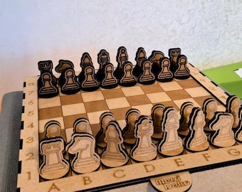 Ajedrez de madera SVG y XCS