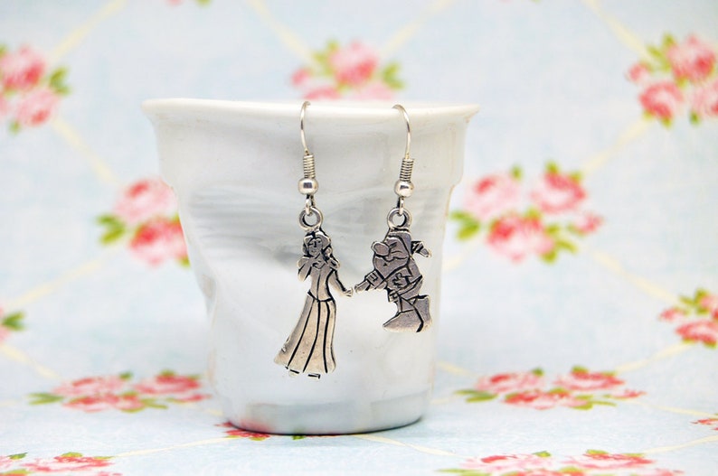 Snow White earrings,Fantasy Earrings,funny earrings,Cartoon Earrings,Fairy-tale Earrings