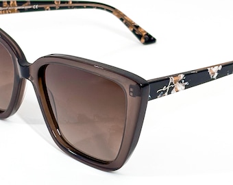 Oversized Brown Sunglasses for women  | Inspired by early 2000s | Retro fashion trend | Casual style for ladies