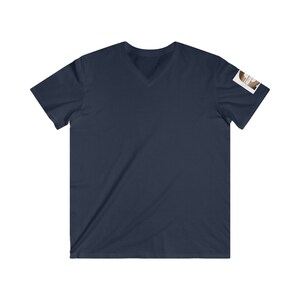 REIGN V-Neck w sleeve
