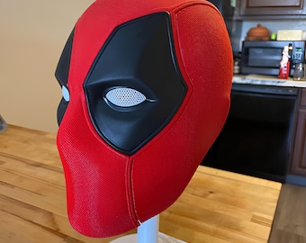Deadpool Mask - Helmet for Cosplay Mask With Magnetic Connection