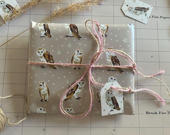 Barn Owl Wrapping Paper: Wildlife Gift Wrap with Tag