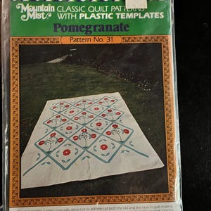 Mountain Mist Classic Quilt Pattern with Plastic Templates, Pomegranate, Pattern No 31, Vintage and Uncut Pattern