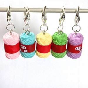 5 handmade stitch markers knitting yarn/wool ball kawaii acrylic