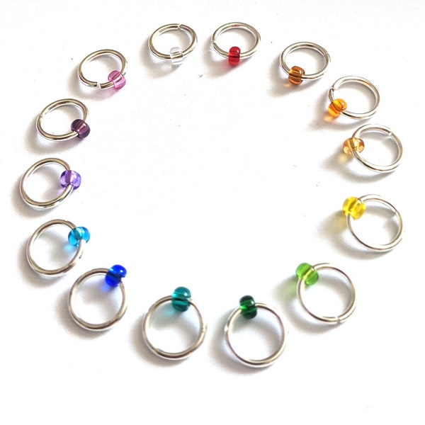 14 stitch markers rainbow glass seed beads silver coloured metal storage ring for knitting