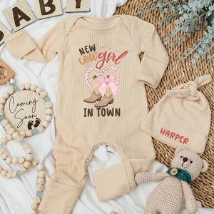 Personalized New Cowgirl in Town Baby Girl Bodysuit, Cowboy Boots Baby Shower Gift, Western Coming Home Outfit, Custom Newborn With Name