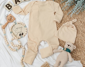 Baby bodysuit and hat set, Blank Baby Romper, Baby Shower Gift, Coming Home Outfit, Long Sleeve Cotton Bodysuit, Baby Announcement Outfit
