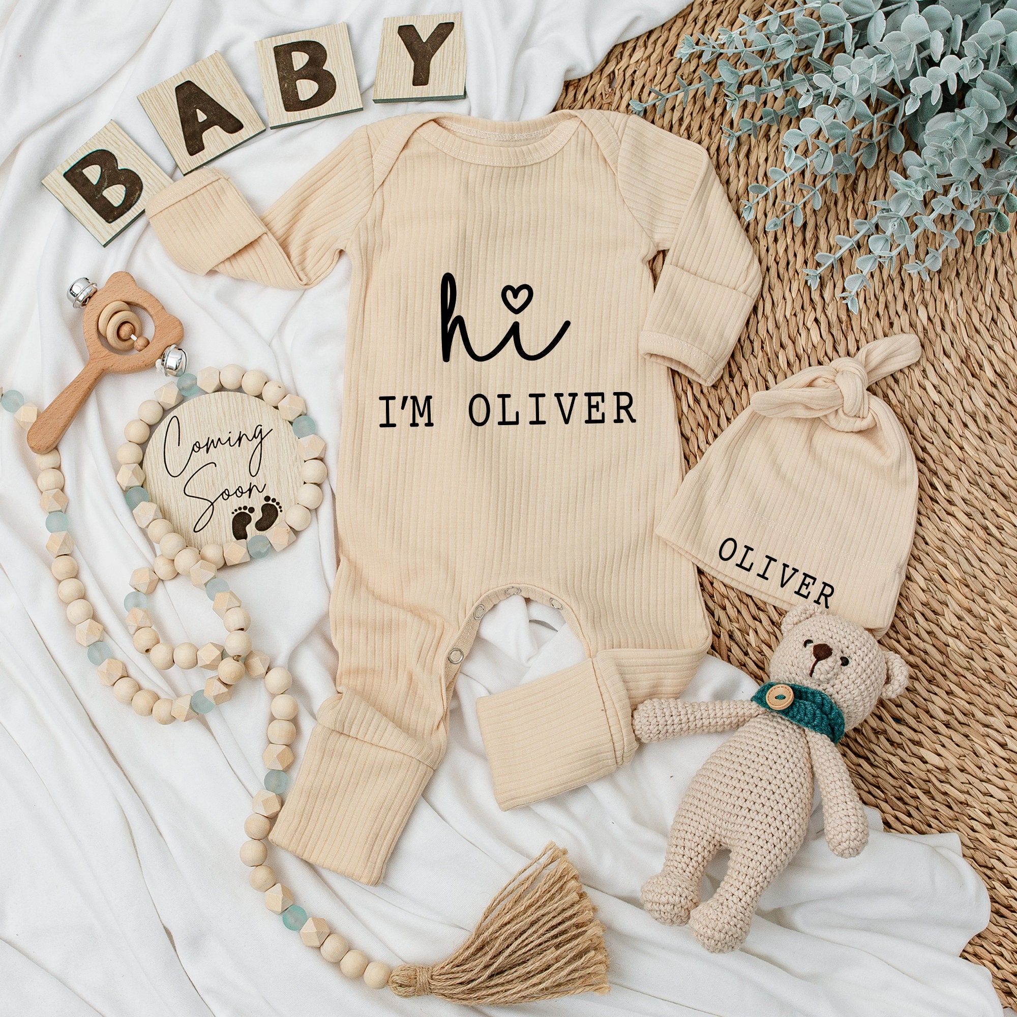 Baby Girl Coming Home Outfit, Vintage Baby Bodysuit, romper and hat set, Baby Shower Gift, Baby Announcement, Hello World, Newborn Girl Hat