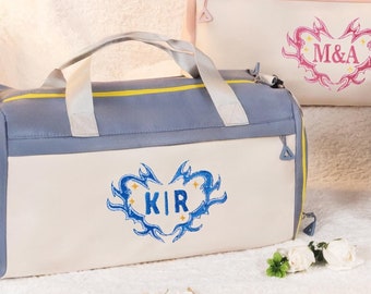 Personalized Bridesmaid Bag Duffel Bags for Couple Embroidered Overnight Bag Travel Bag Custom Honeymoon Bags with Initial Bridesmaid's Gift