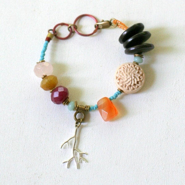 Ocean Jewelry, Beaded Bracelet, Coral Jewelry, Carnelian, Gemstone Bracelet