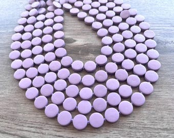 Collier Charlotte à plusieurs rangs de perles en bois lilas violet - Charlotte