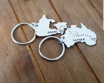 Australia Canada Long Distance Love Keychain USA Lovers Relationship Friendship Miss Home Map Personalized Anniversary Gift Wedding Gift