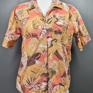 Woman's Vintage 1980s HAWAIIAN SHELL Print Button Up Shirt Ladies Med 80's image 1