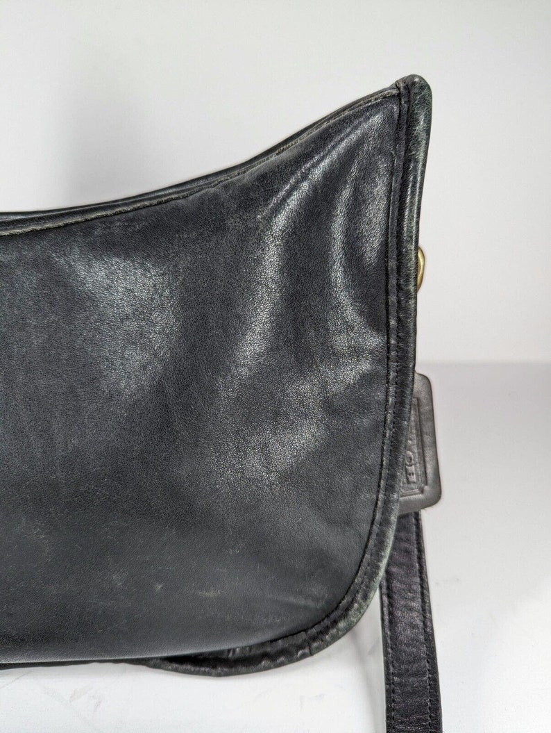 70's 80's Vintage Black Grey Coach Large Swinger Bag Leather Shoulder Bag USA image 7