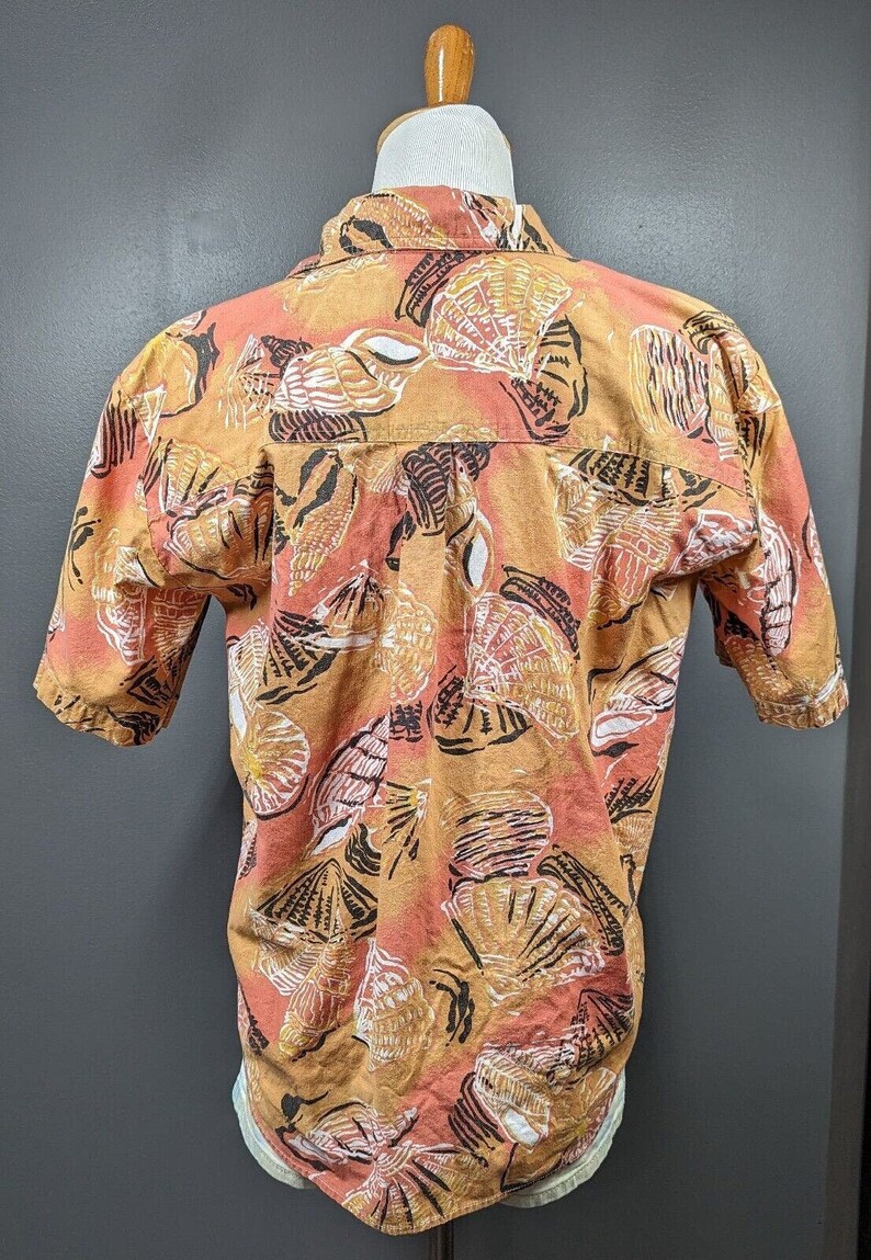 Woman's Vintage 1980s HAWAIIAN SHELL Print Button Up Shirt Ladies Med 80's image 3