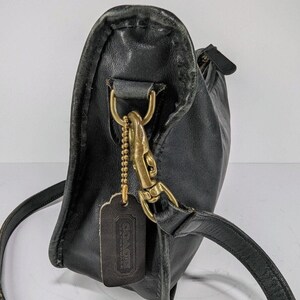 70's 80's Vintage Black Grey Coach Large Swinger Bag Leather Shoulder Bag USA image 6