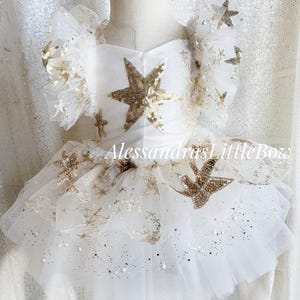 christmas motif dresses Modest Christmas Day Dresses That Are Festive, Elegant & Comfortable