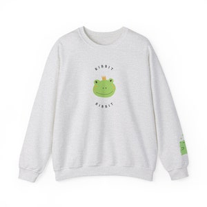 Cute Froggy Sweatshirt, Kawaii Frog Crewneck Sweatshirt, Unisex Frog Sweatshirt, Kawaii Gift, Frog Sweatshirt, Cute Frog Gift