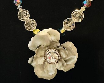 Art Deco Crystal Bead Necklace: Vintage Silver Flower Pendant