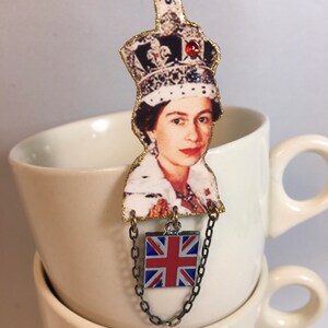 The Queen of England Brooch Pin Queen Elizabeth God Save the Queen Queen Mum Pop Culture Kitsch image 2