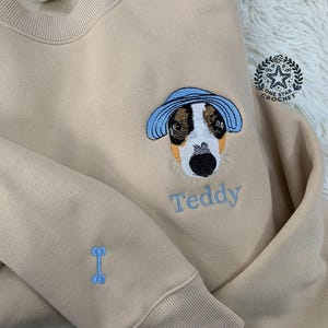 Custom Pet Face Embroidered Sweaters, Personalized Pet Embroidered Jumper, Custom Pet Name Embroidered Crewneck, Personalized Gift