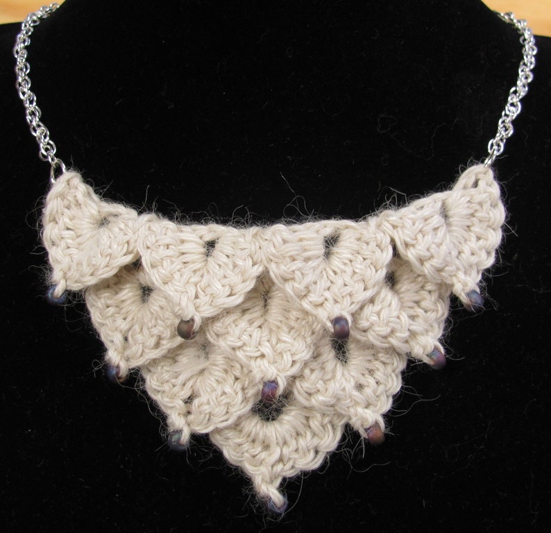 Dragon Scales Crochet Necklace Pattern DIY Jewelry with Beads, Digital Download image 1