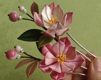 Blooms of Elegance: Stunning Floral Hairpin for Birthday Bliss