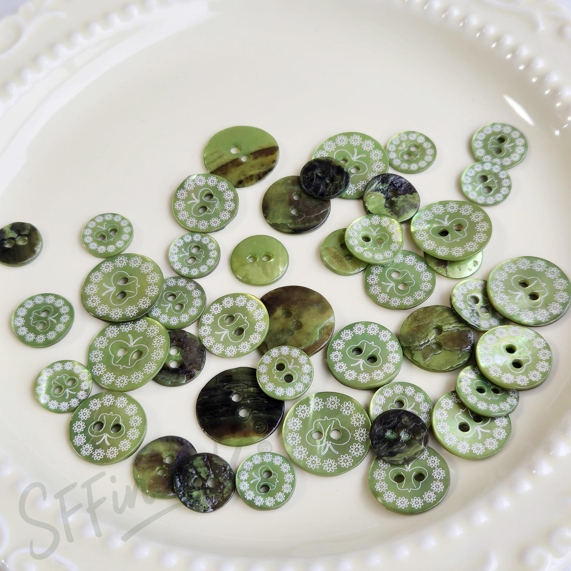 Green Flower and Butterfly Patterned Seashell Buttons, Made of Natural ...
