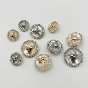 Silver metal buttons with bee pattern,Pretty metal shank buttons,Gold backed buttons,Coat / jacket buttons. Knitting sweaters  buttons
