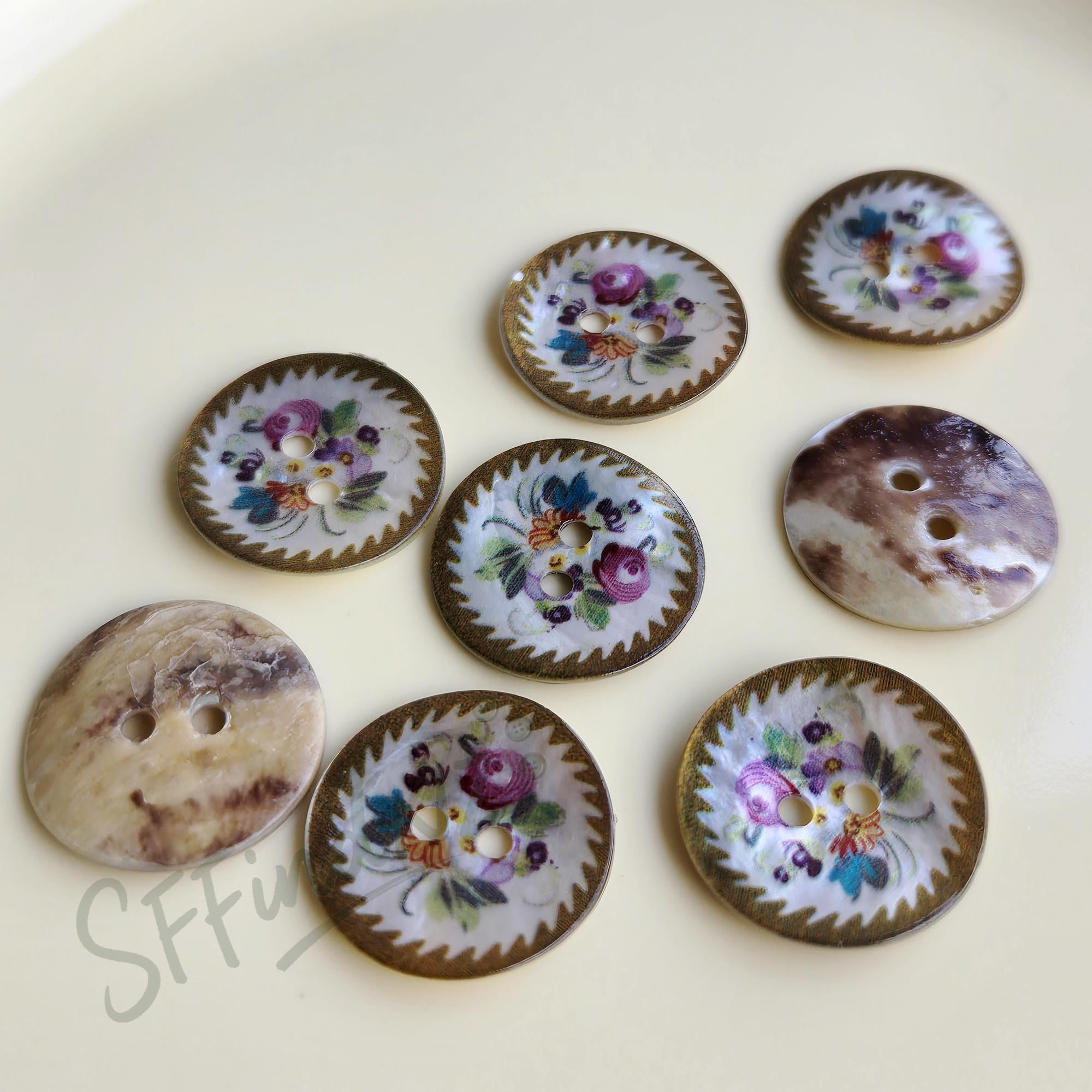 Vintage buttons - Etsy 日本