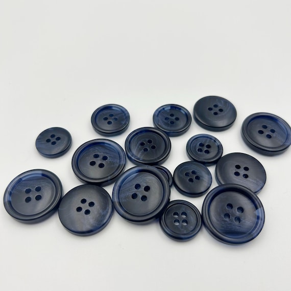 Dark Blue Gradient Resin Buttons: Personalized Coat Fasteners