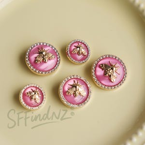 Enamel Bee Metal Buttons: Pink Sewing Embellishments