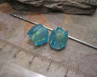 Veiled tulips (bead pair) lampwork glass beads by Beth Mellor, Beeboo