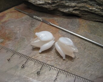 Veiled flowers (bead pair) lampwork glass beads by Beth Mellor, Beeboo